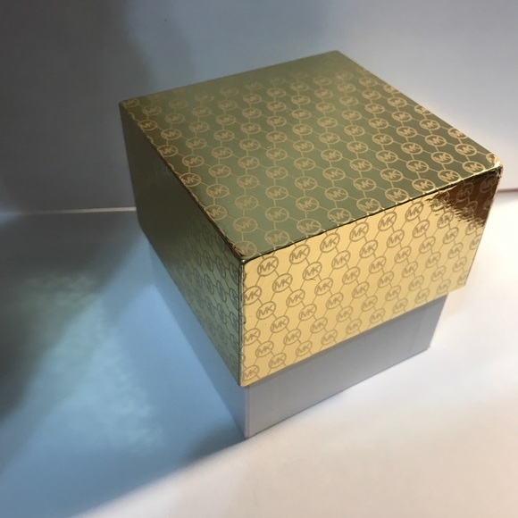 Sold ❤️ Michael Kors Cityscape Astor gold bracelet - Picture 5 of 6